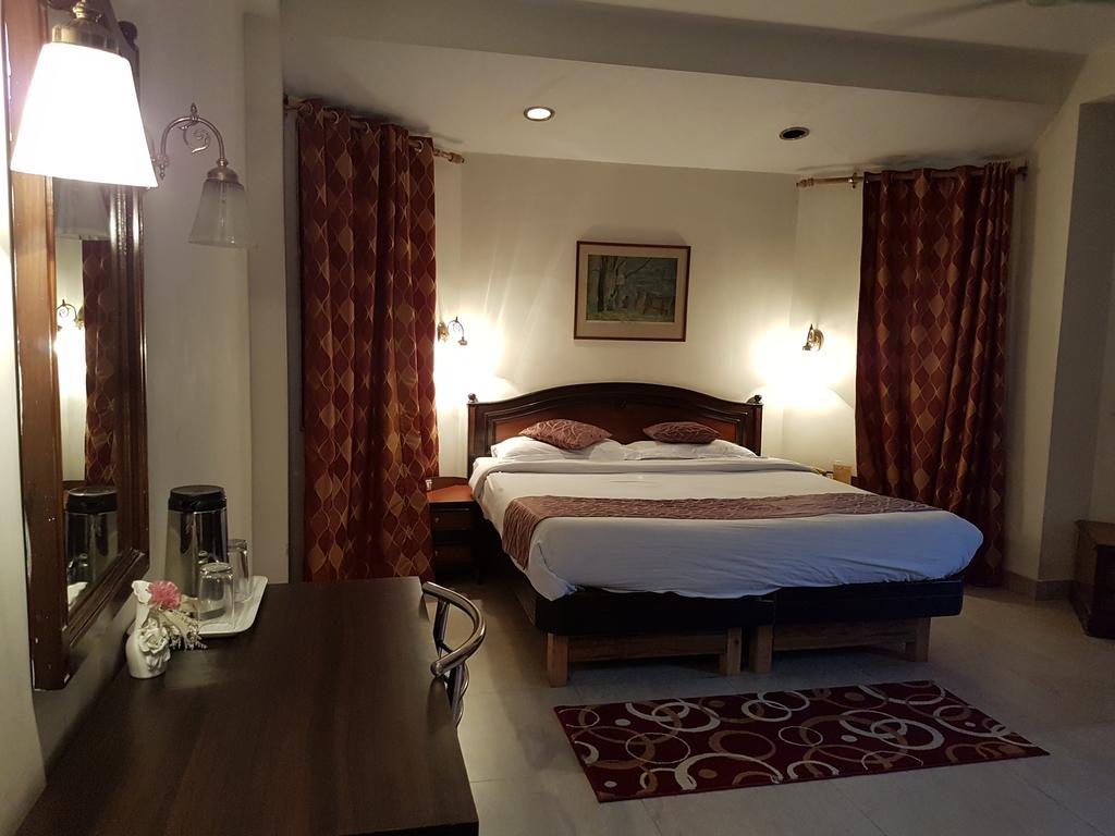 Hotel Asia The Dawn Shimla Exterior photo