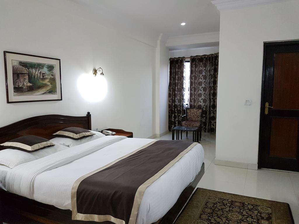 Hotel Asia The Dawn Shimla Exterior photo