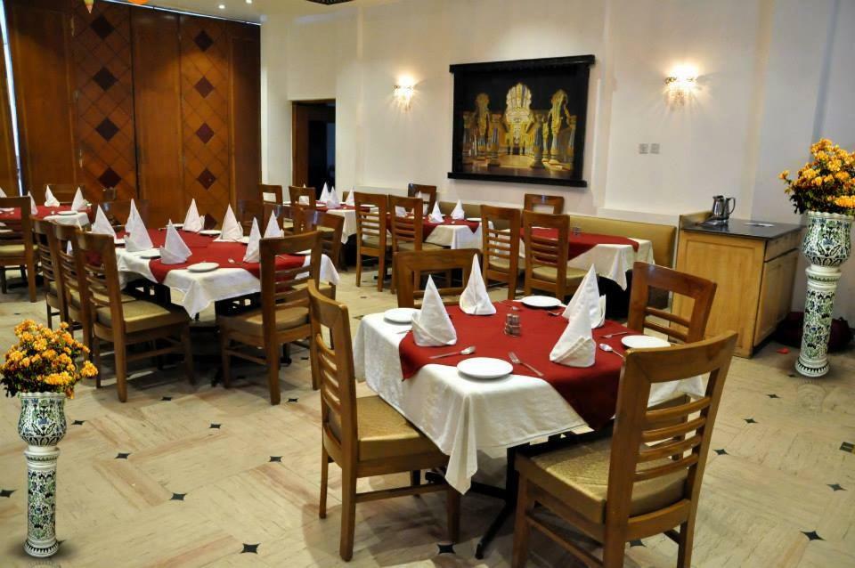 Hotel Asia The Dawn Shimla Exterior photo